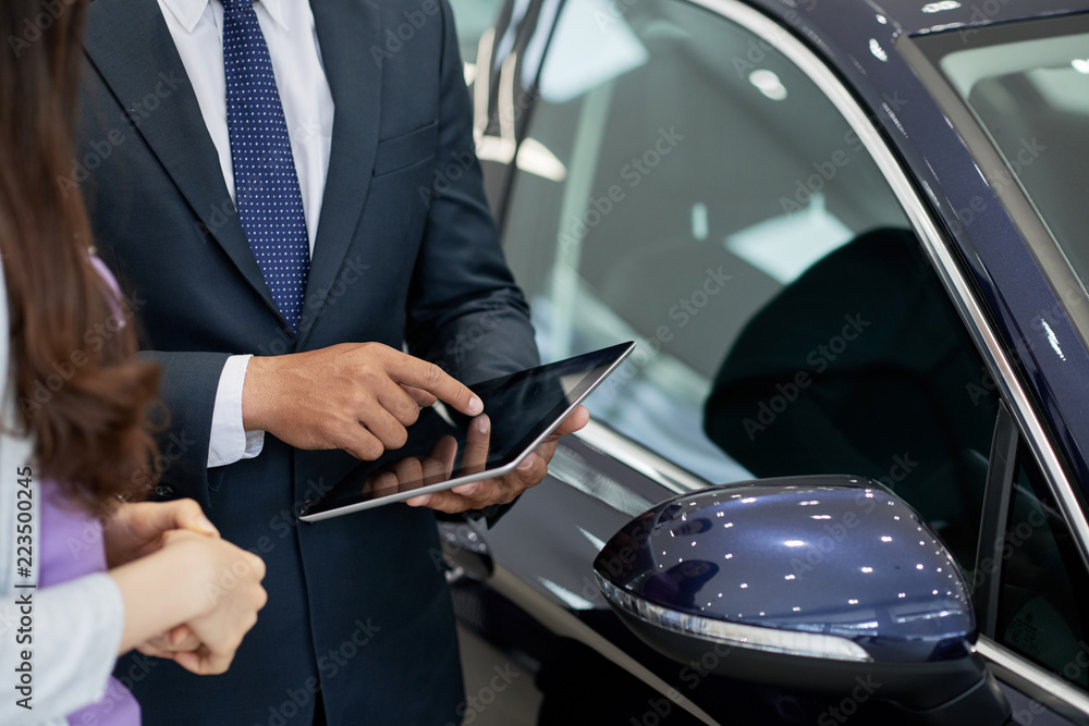 Embracing New Technological Tools in Car Dealerships